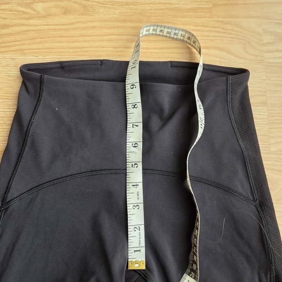 LULULEMON Mesh Panel Legging - Picture 8 of 9